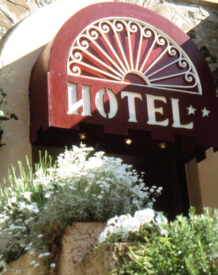 Hotel Le Mirval La Brigue Exterior foto