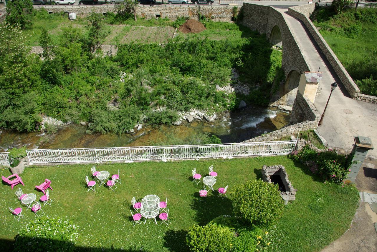 Hotel Le Mirval La Brigue Exterior foto